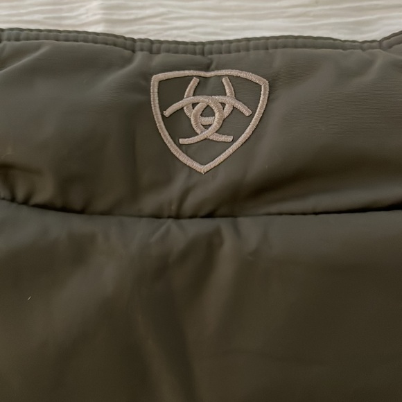 Ariat Insulated Jacket - Picture 7 of 7